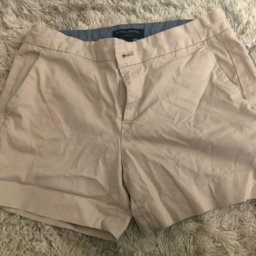 Banana Republic shorts 